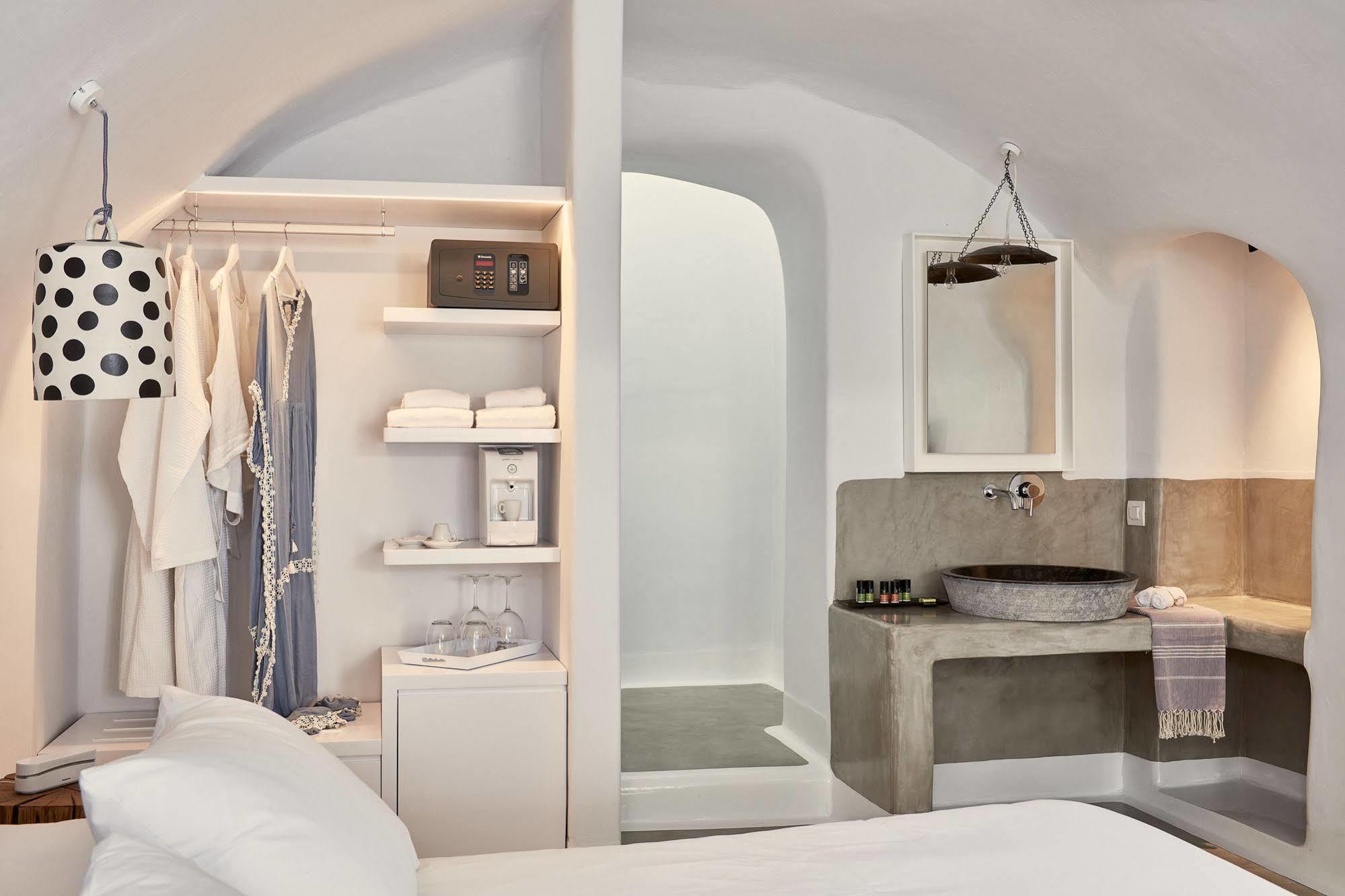 Boho Suites Santorini Perivolos  Exterior foto